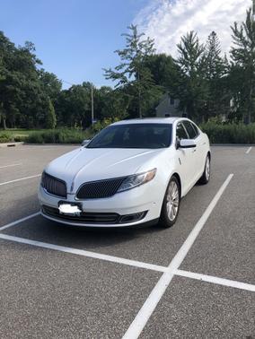 2016 Lincoln MKS EcoBoost