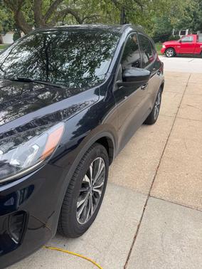 Blue 2021 Ford Escape SE Hybrid
