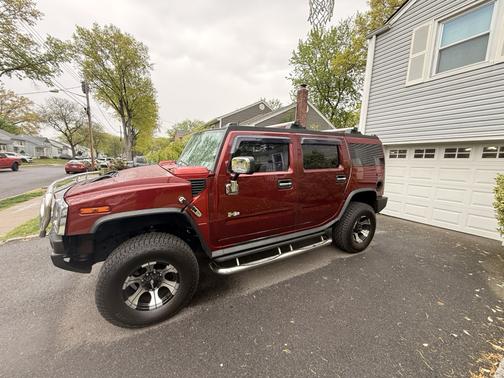 Red 2004 Hummer H2 Base