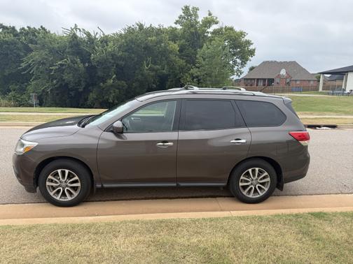 2015 Nissan Pathfinder S
