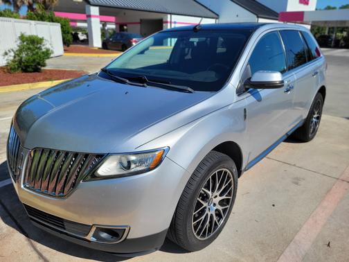 2012 Lincoln MKX Base