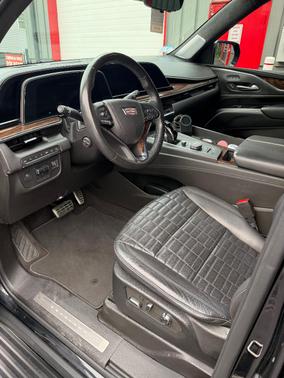 Black 2022 Cadillac Escalade ESV Sport Platinum