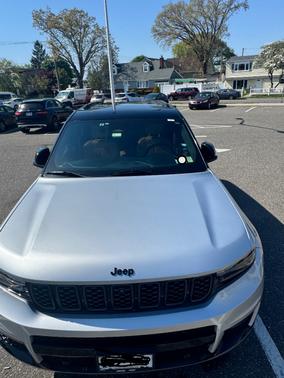 Silver 2023 Jeep Grand Cherokee L Summit Reserve