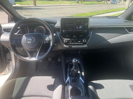 Silver 2022 Toyota Corolla SE