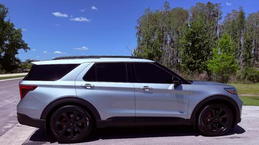 Silver 2022 Ford Explorer ST
