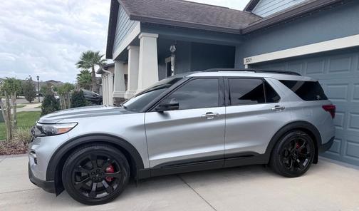 Silver 2022 Ford Explorer ST