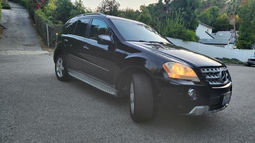 2010 Mercedes-Benz M-Class ML 550