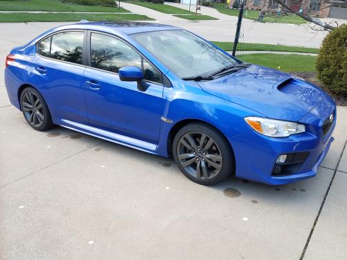 Photo 2 of 24 of 2016 Subaru WRX Premium