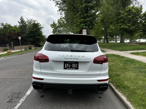 2015 Porsche Cayenne Turbo