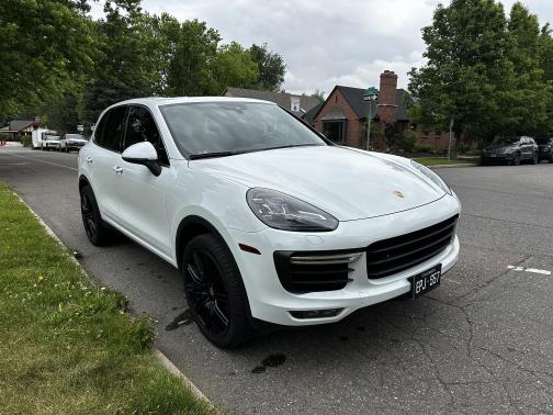 2015 Porsche Cayenne Turbo