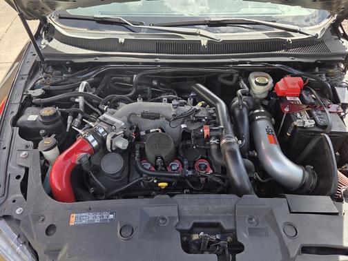 2016 Ford Taurus SHO