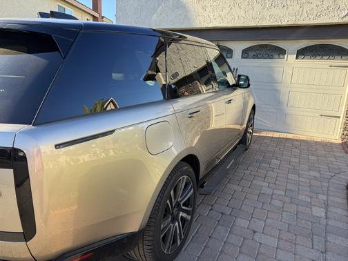 2023 Land Rover Range Rover P530 SE SWB