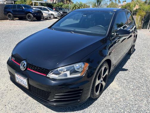 2015 Volkswagen Golf GTI 2.0T SE 2-Door