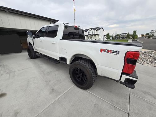 2023 Ford F-350 Lariat