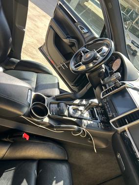 Black 2018 Porsche Cayenne Cayenne S E-Hybrid