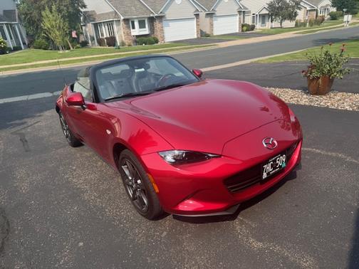 2016 Mazda MX-5 Miata Grand Touring