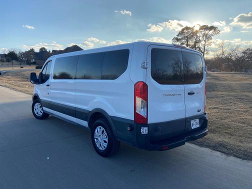 2015 Ford Transit-350 XLT