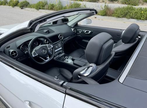 2017 Mercedes-Benz SL 550 Base