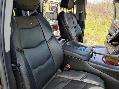 2018 Cadillac Escalade ESV Luxury