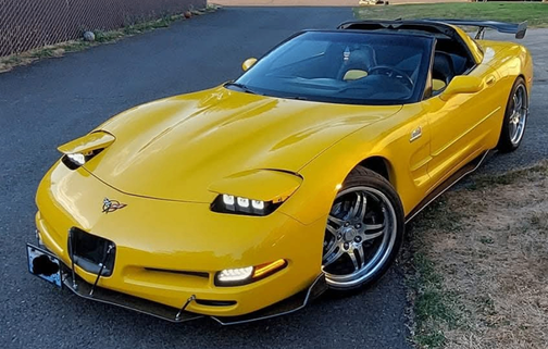 2000 Chevrolet Corvette Base