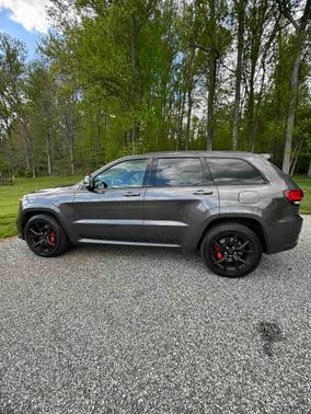 Gray 2020 Jeep Grand Cherokee SRT