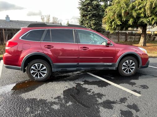 2014 Subaru Outback 2.5i Premium