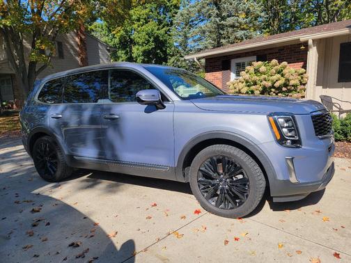 Silver 2021 Kia Telluride SX