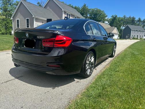 Black 2017 BMW 330 i