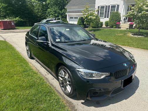 Black 2017 BMW 330 i
