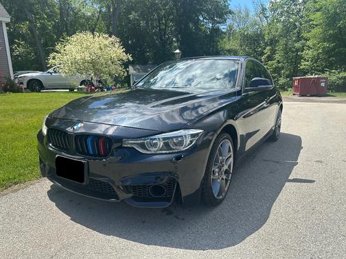 Black 2017 BMW 330 i