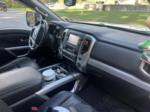 2018 Nissan Titan PRO-4X