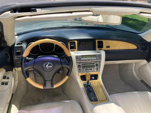 2004 Lexus SC 430 Base