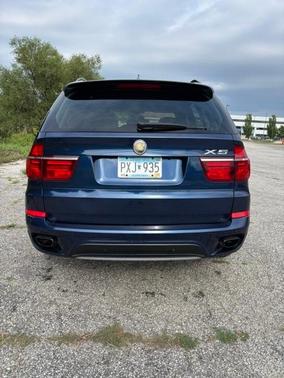 Blue 2013 BMW X5 xDrive50i