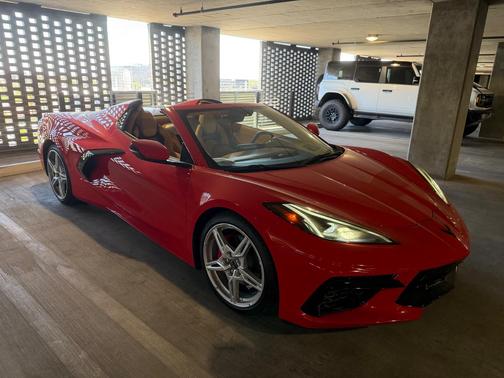 Red 2022 Chevrolet Corvette Stingray w/3LT