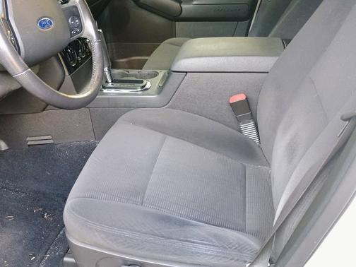 2009 Ford Explorer XLT