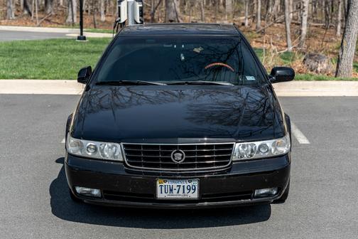 Black 2000 Cadillac Seville STS