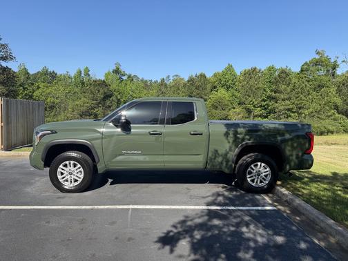 Green 2022 Toyota Tundra SR5
