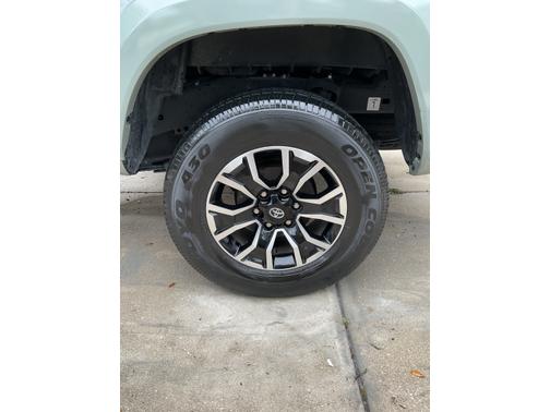 2022 Toyota Tacoma TRD Sport