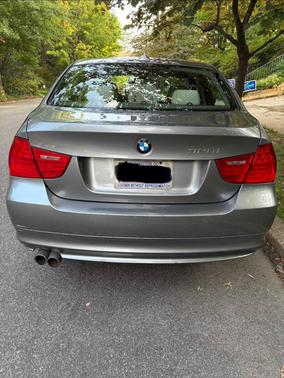 Gray 2010 BMW 328 i xDrive