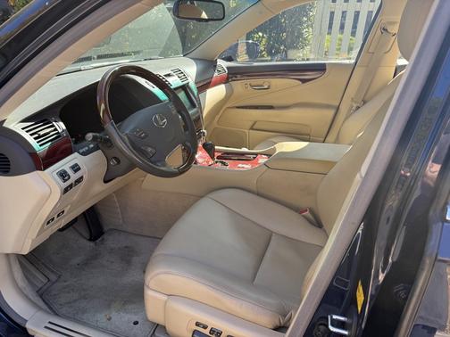 2008 Lexus LS 460 Base