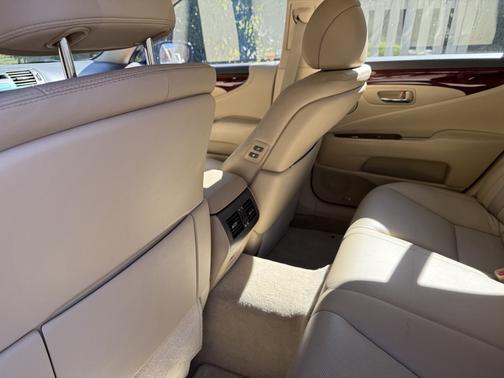 2008 Lexus LS 460 Base