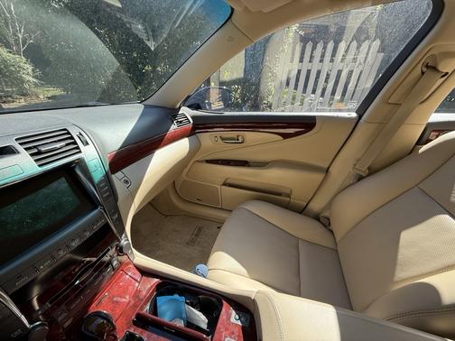 2008 Lexus LS 460 Base