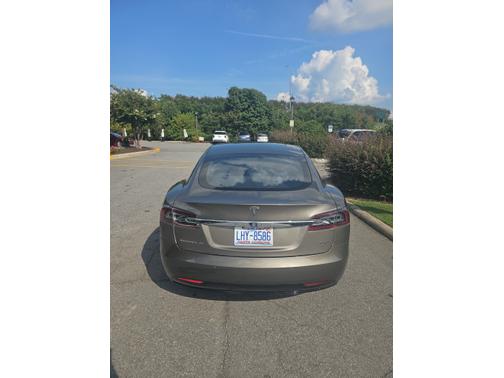 2016 Tesla Model S 75D