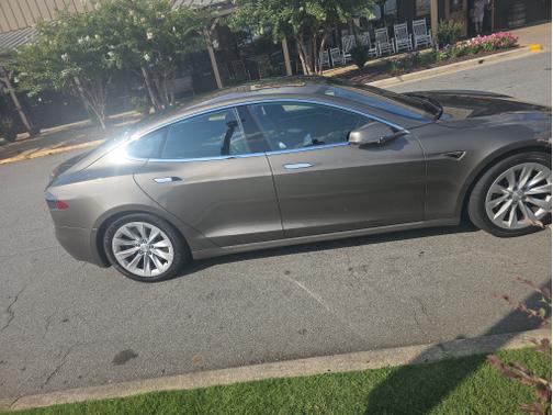 2016 Tesla Model S 75D