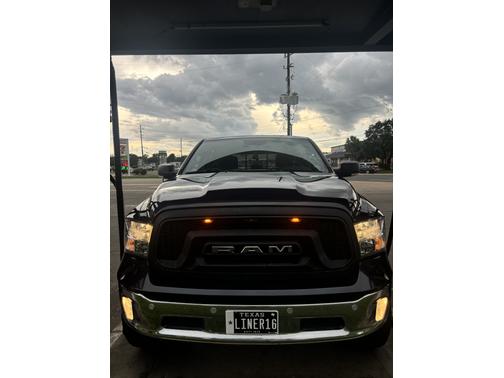 2018 RAM 1500 SLT