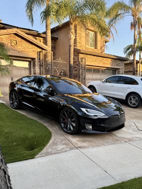 Black 2017 Tesla Model S P100D