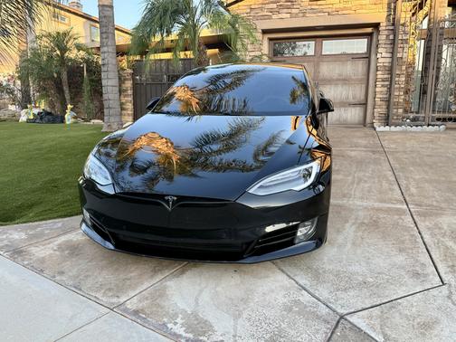 Black 2017 Tesla Model S P100D