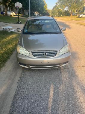 Beige 2004 Toyota Corolla LE