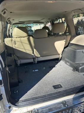 White 2002 Mitsubishi Montero Limited