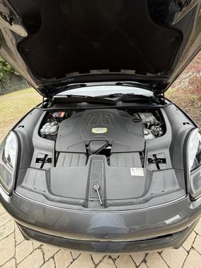 2020 Porsche Cayenne Cayenne E-Hybrid